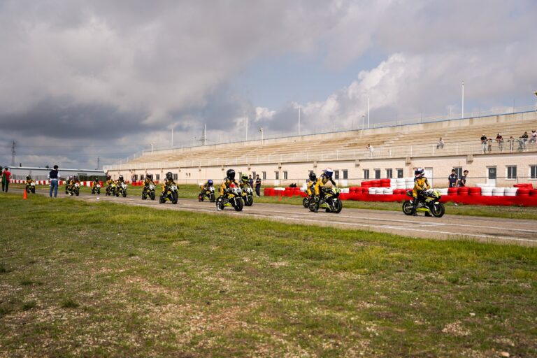 LA PROMOVELOCITAT INICIA LA RECTA FINAL DE TEMPORADA AL CIRCUIT DE ZUERA