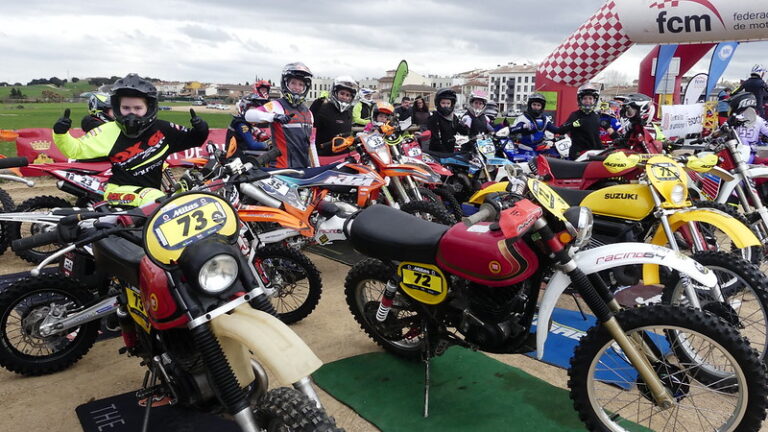 MÉS DE 100 PILOTS A L’ENDURET I ENDURO CLÀSSIQUES DE MAÇANET