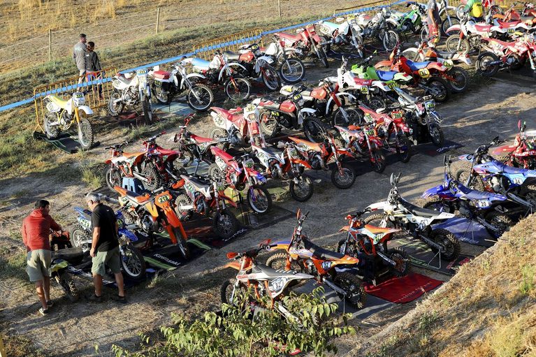 L’ENDURET I L’ENDURO CLÀSSIQUES FAN VIBRAR LA CODINA ABANS DE LA TRACA FINAL
