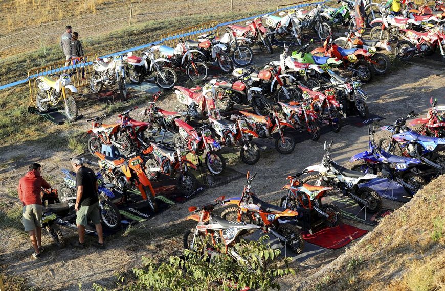 L’ENDURET I L’ENDURO CLÀSSIQUES FAN VIBRAR LA CODINA ABANS DE LA TRACA FINAL